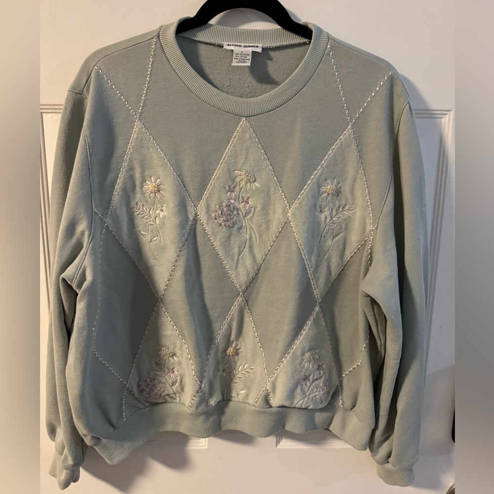 Alfred Dunner VTG Sage Green Granny Embroidered Floral Argyle Large Sweatshirt